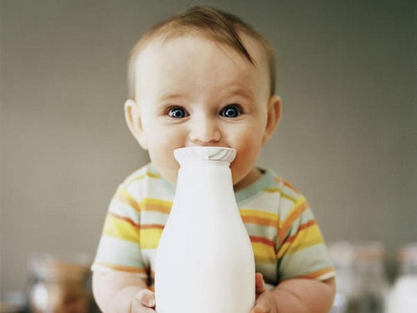 As crianças que tomam leite de soja crescem menos do que os que a bebem de vaca